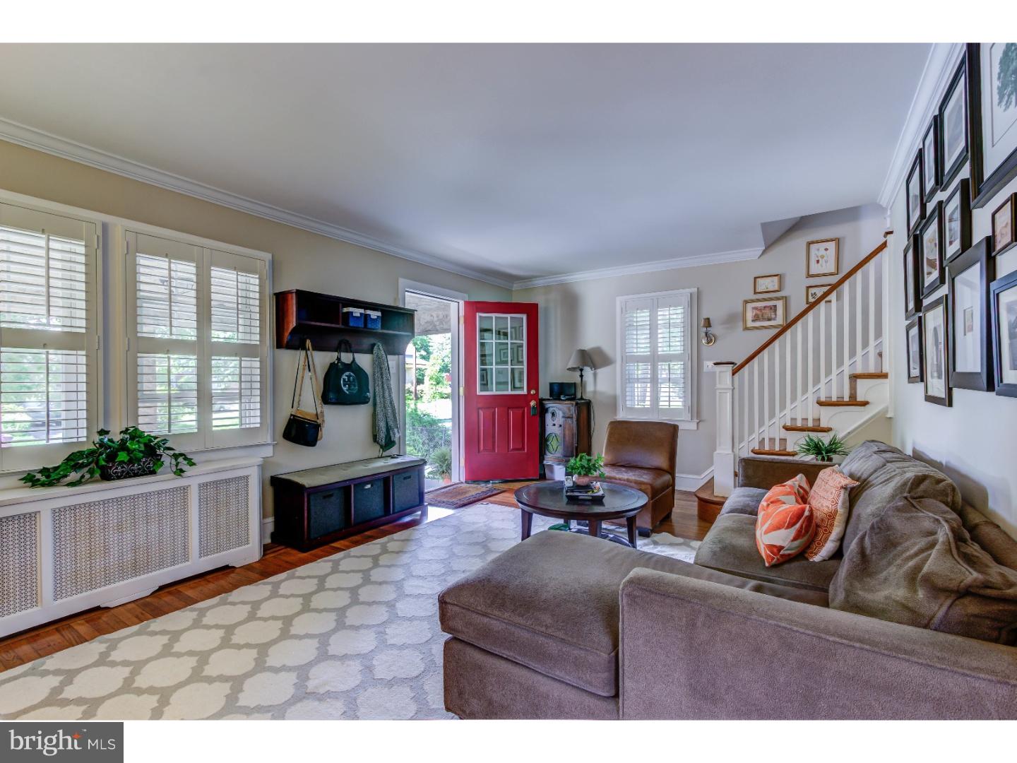 109 Decatur Road Havertown, PA 19083 - Photo 10 of 25 Living Room