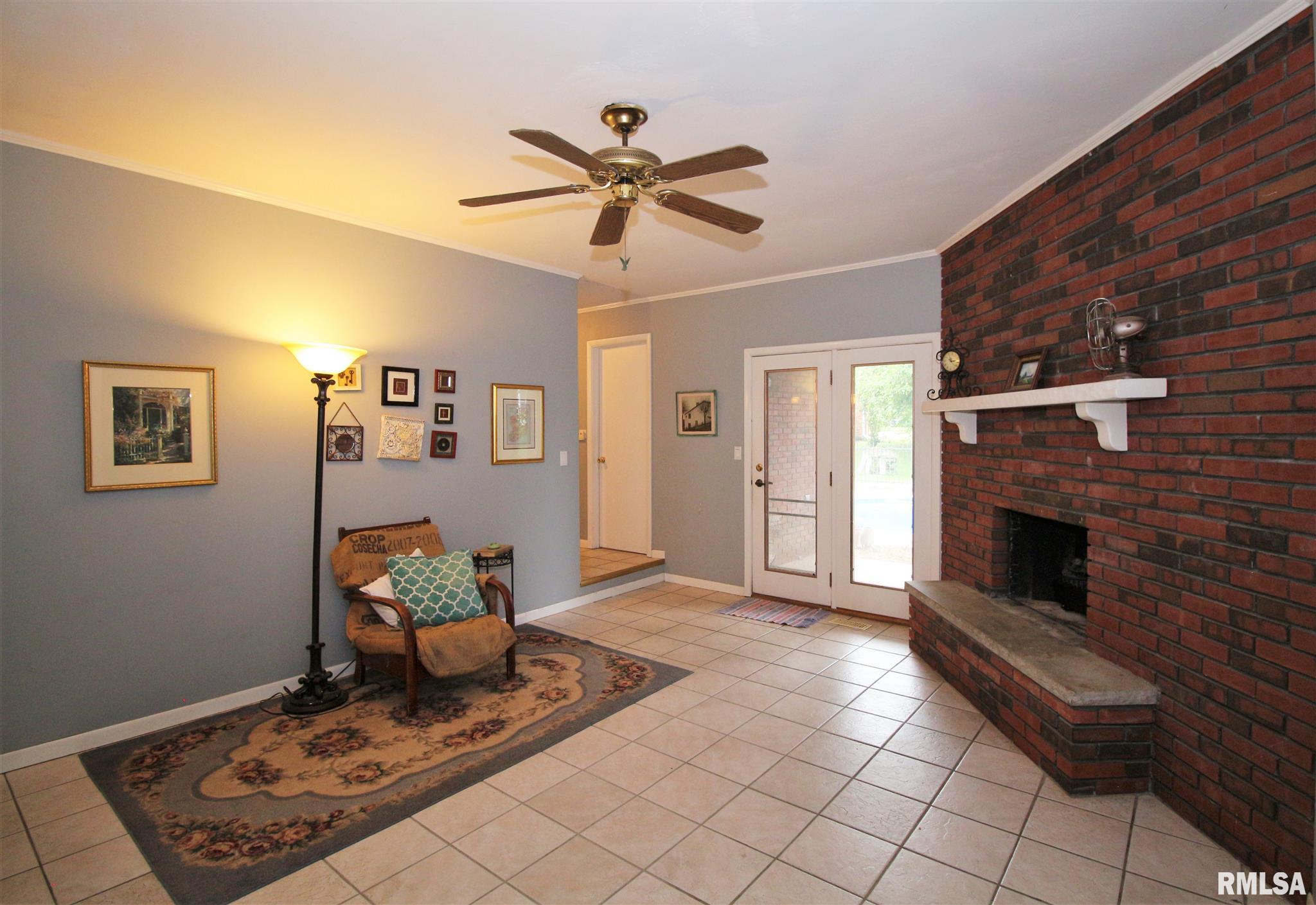30 White Birch Road Springfield, IL 62712 - Photo 7 of 46