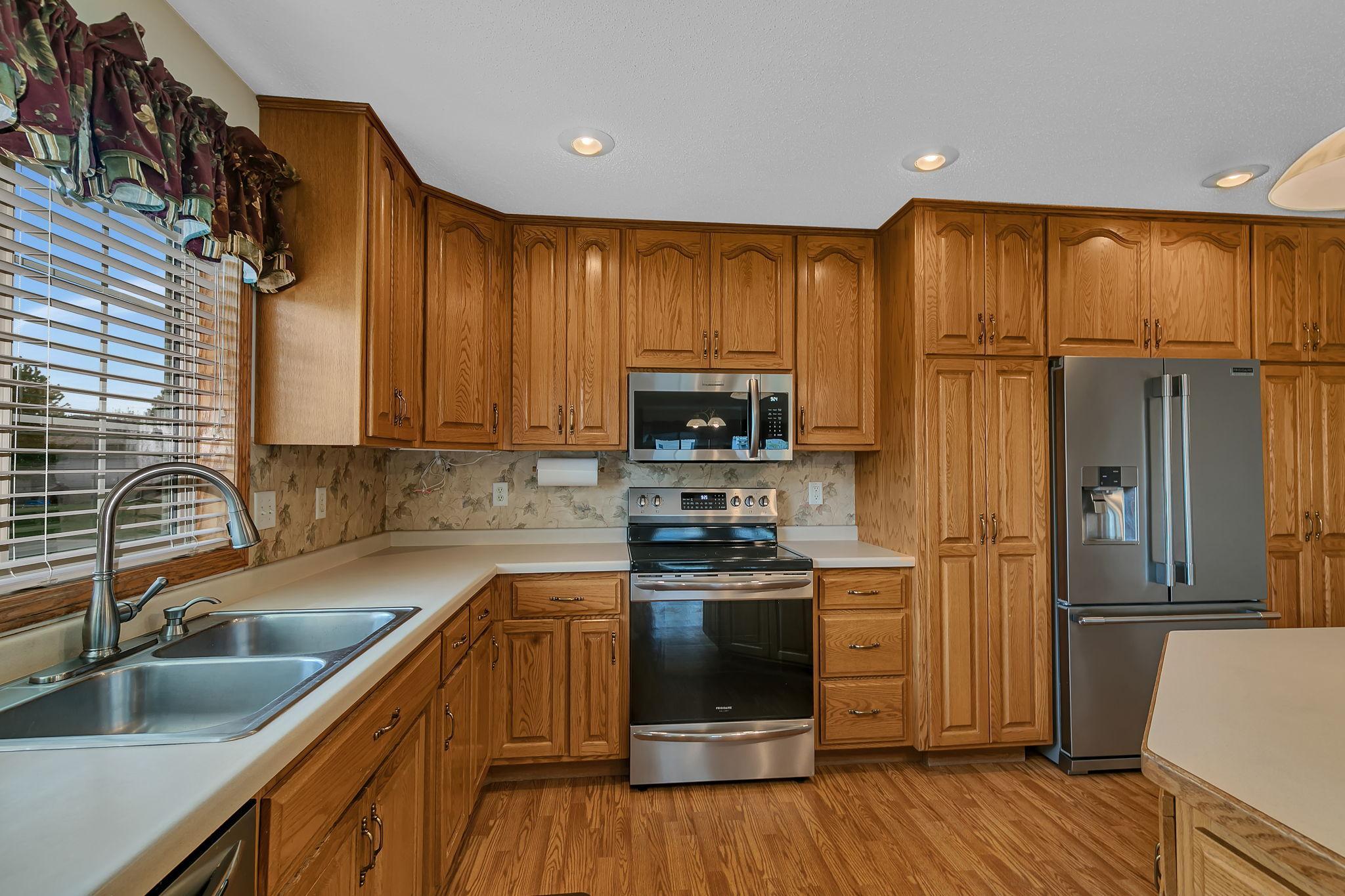 331 Countryside Lane Albany, MN 56307 - Photo 9 of 39