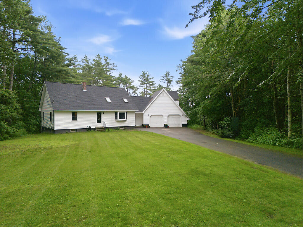 48 Foss Hill Road Benton, ME 04901 - Photo 2 of 46 01_DJI_0686_autoremove_43284789_DxO_mls