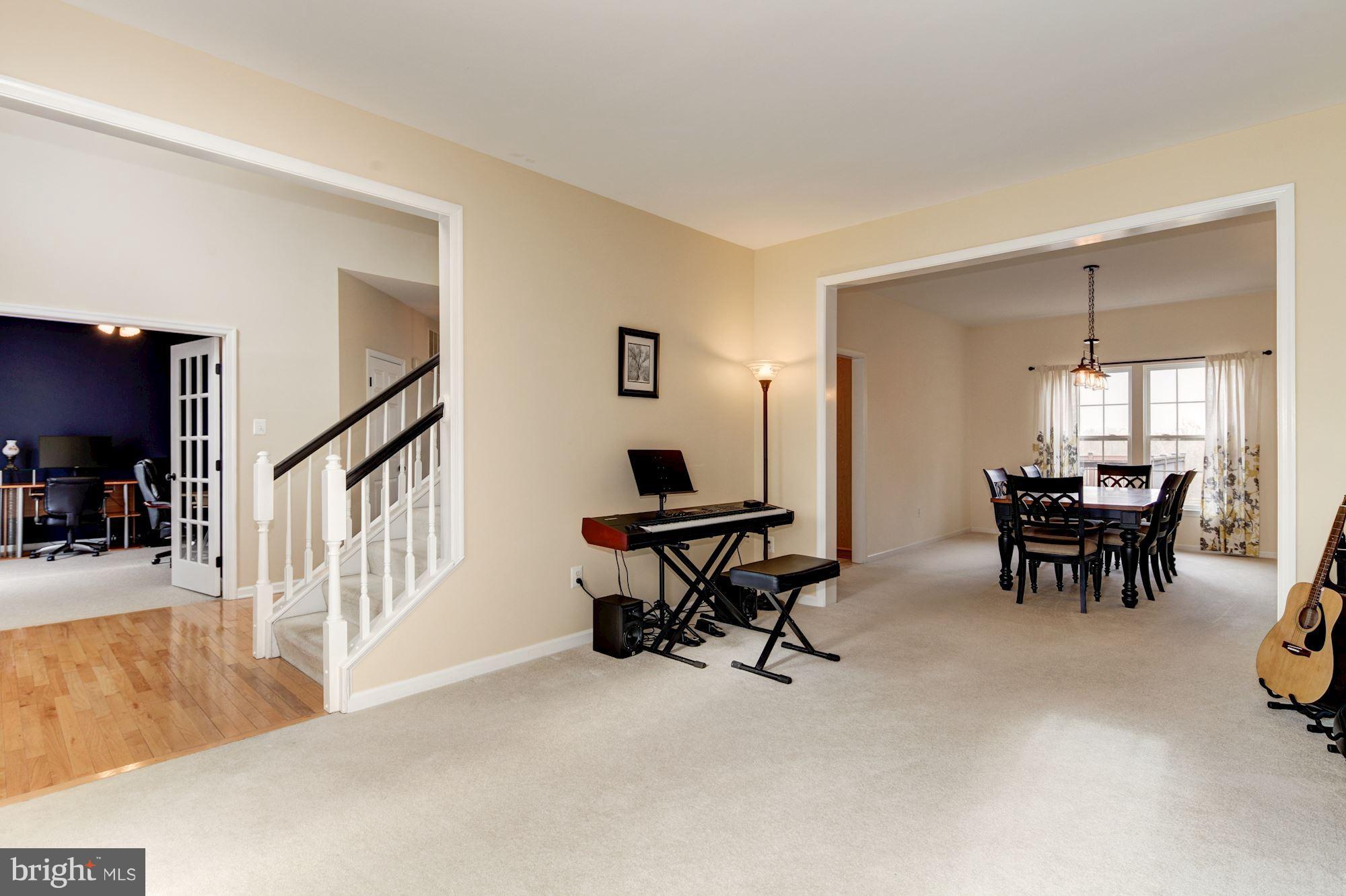 12016 Open Run Road Ellicott City, MD 21042 - Photo 3 of 30 Living Room