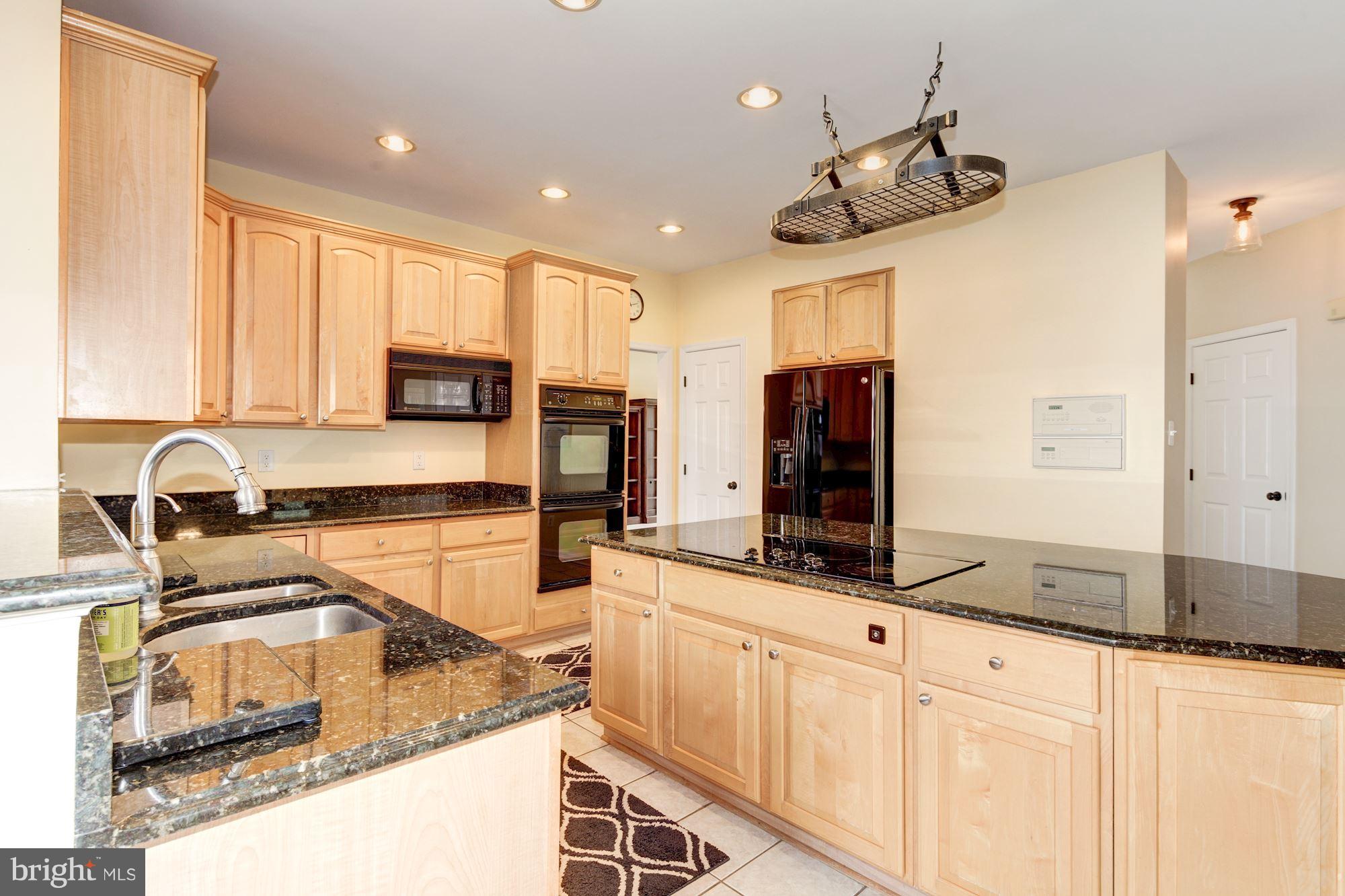 12016 Open Run Road Ellicott City, MD 21042 - Photo 8 of 30 Kitchen