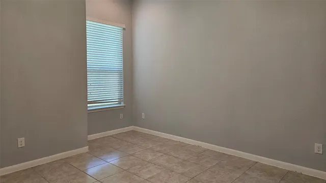 $545,000 | 124 South Kanaio Drive, Bastrop, TX 78602