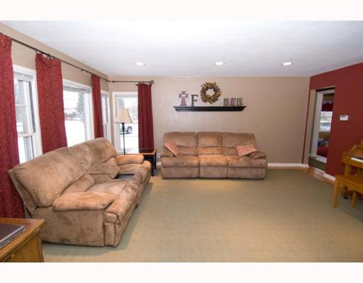 19575 Brick Road South Bend, IN 46637 - Photo 2 of 12 Gallery Image 2