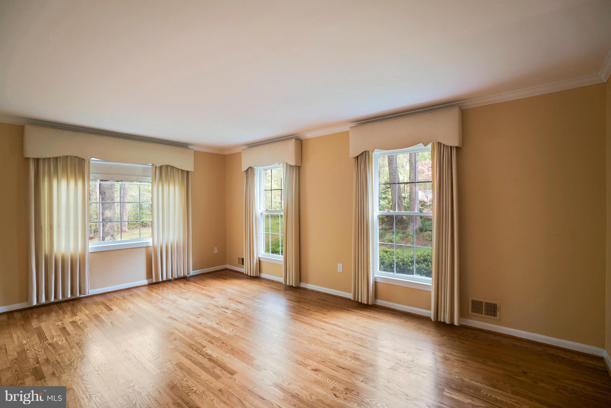 8029 Stillbrooke Road Manassas, VA 20112 - Photo 11 of 30 Family Room