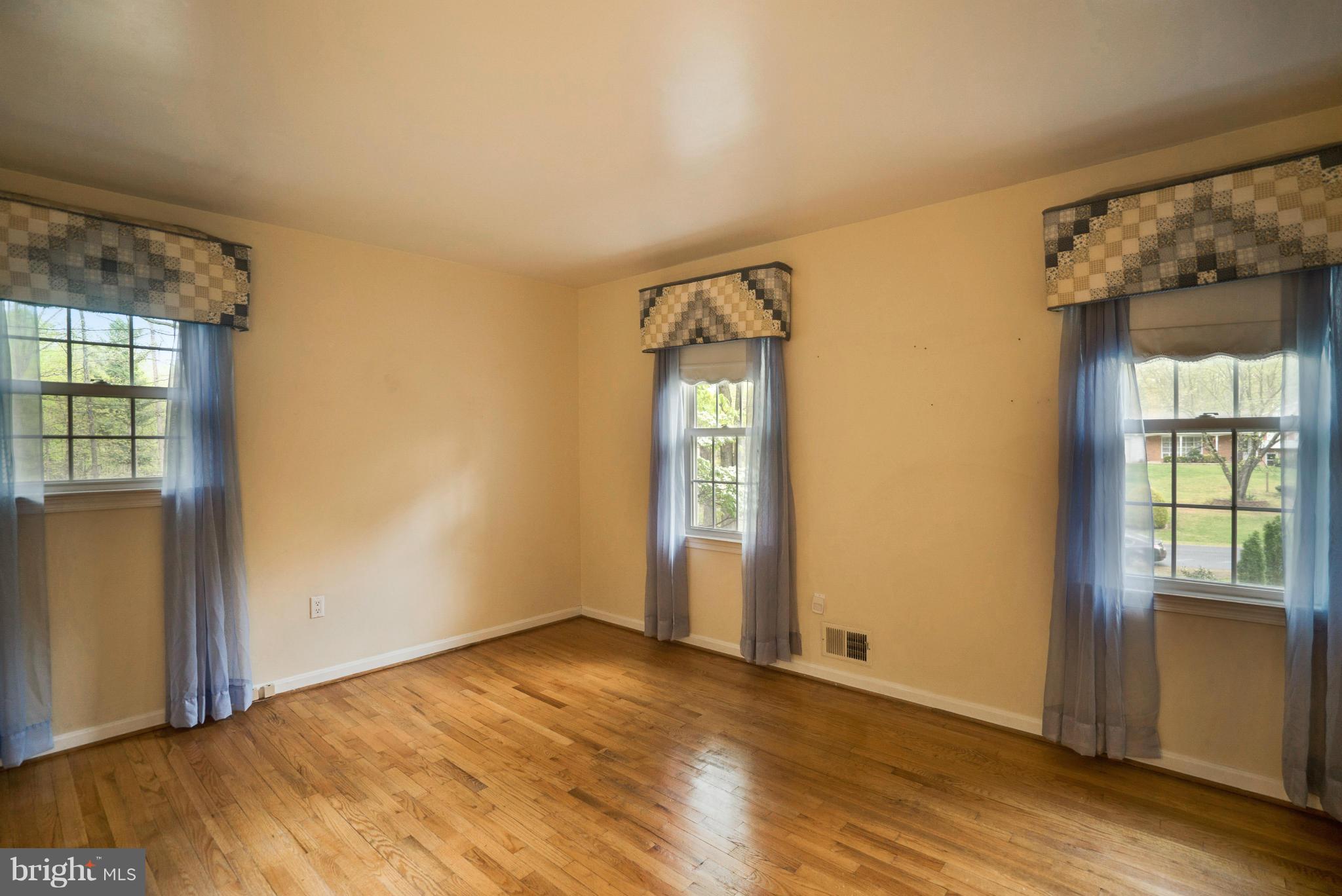 8029 Stillbrooke Road Manassas, VA 20112 - Photo 22 of 30 Bedroom