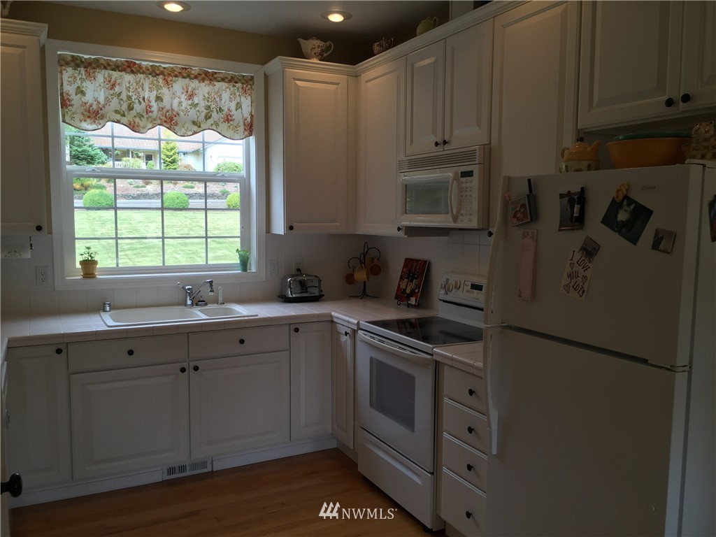 660 East Old Ranch Road Allyn, WA 98524 - Photo 3 of 20 Gallery Image 3