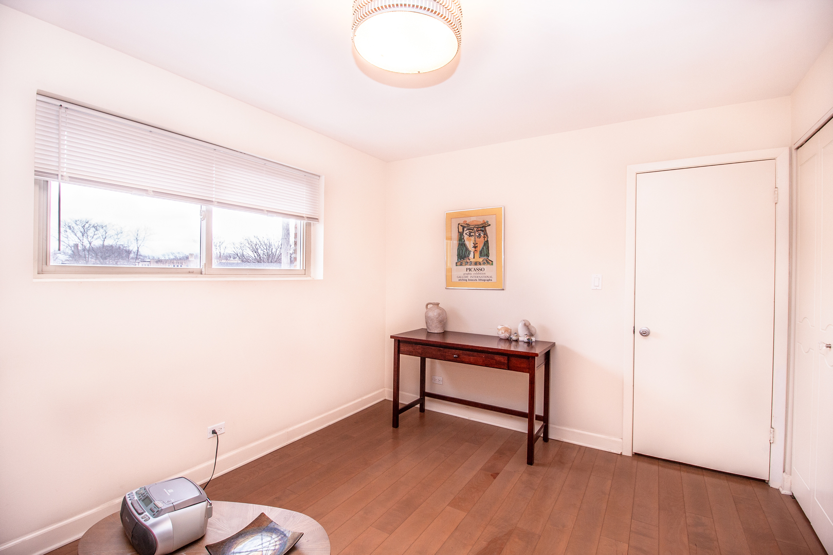 6959 North Ridge Boulevard, Unit 2E Chicago, IL 60645 - Photo 9 of 10 Gallery Image 9