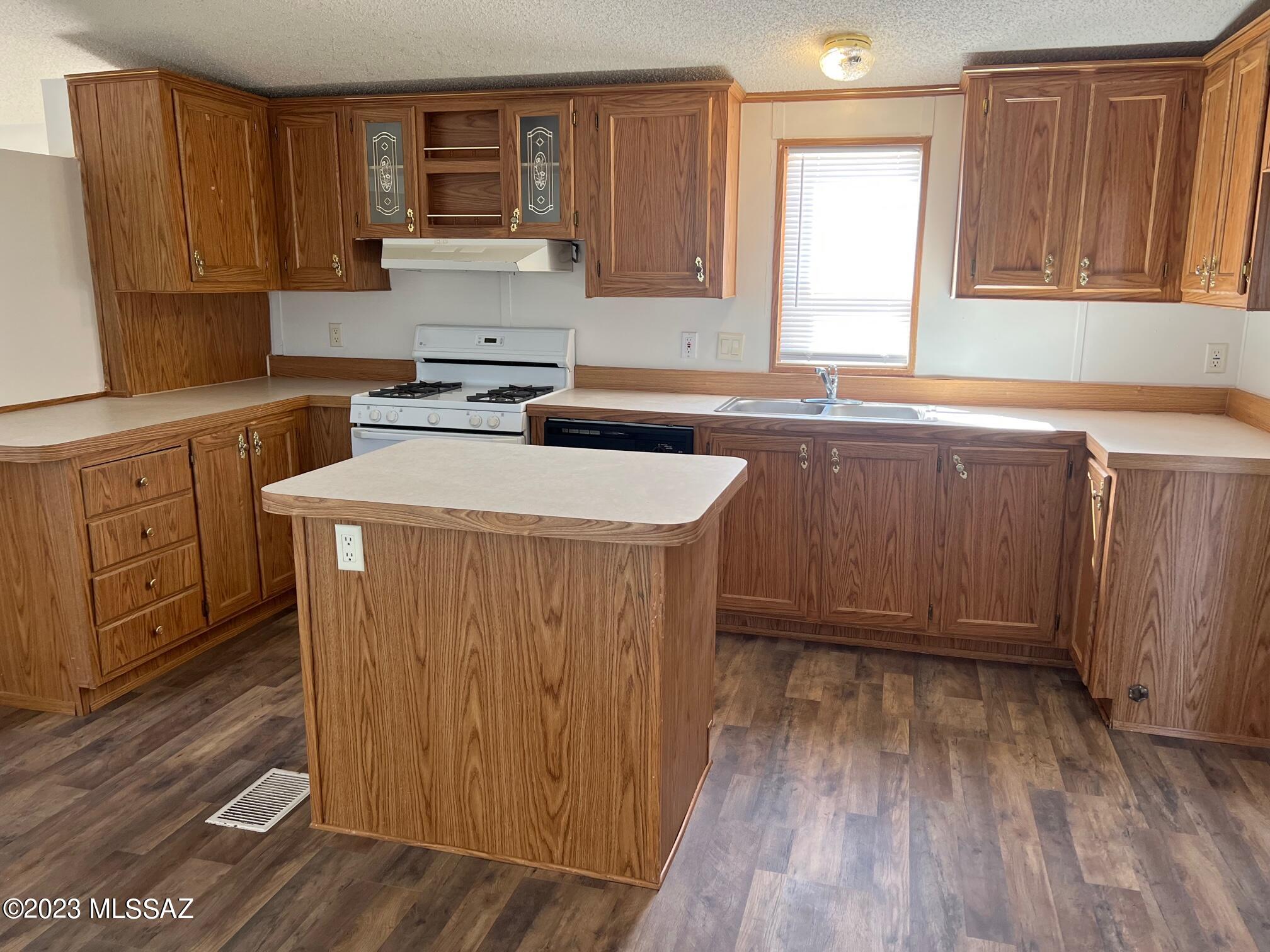 9218 South Fillmore Road Tucson, AZ 85736 - Photo 8 of 20 Gallery Image 8