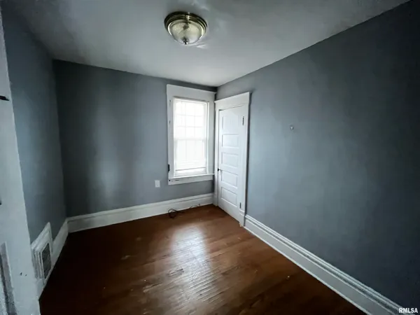$80,000 | 1006 North Parkside Drive, Peoria, IL 61606