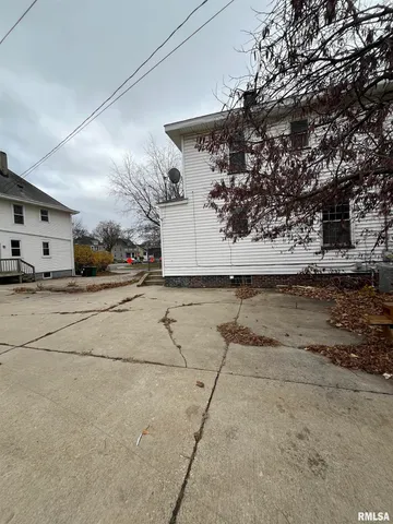 $99,900 | 1006 North Parkside Drive, Peoria, IL 61606