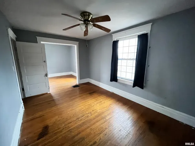 $99,900 | 1006 North Parkside Drive, Peoria, IL 61606