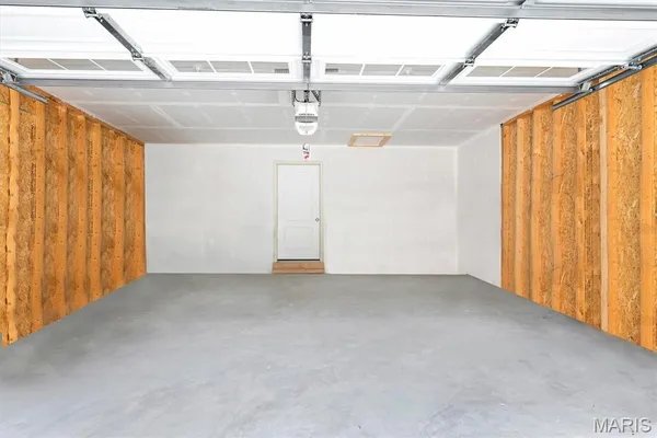 $349,900 | 1645 Brandywine Drive, De Soto, MO 63020