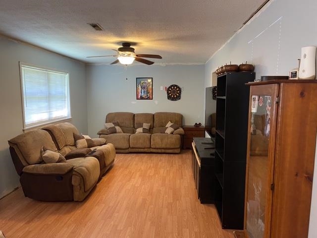 1105 Clift Road Bolivar, TN 38008 - Photo 3 of 10 Gallery Image 3