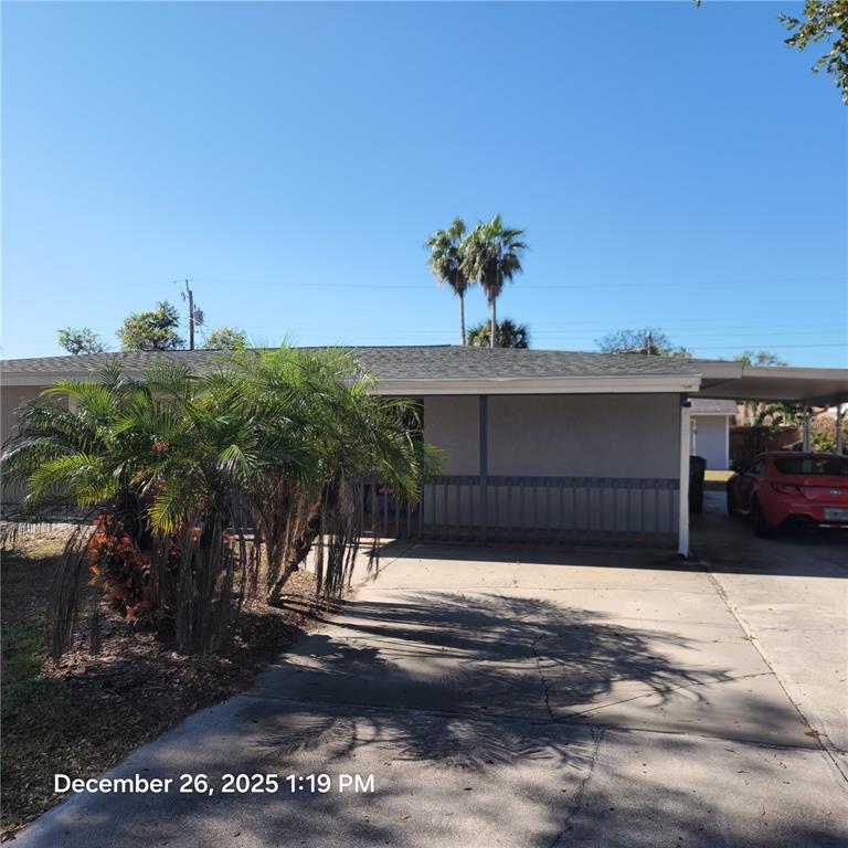 524 Sarabay Road Osprey, FL 34229 - Photo 1 of 22