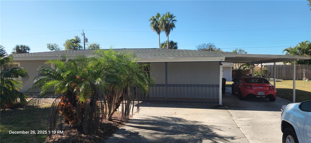 524 Sarabay Road Osprey, FL 34229 - Photo 2 of 22