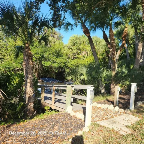 $424,000 | 524 Sarabay Road, Osprey, FL 34229
