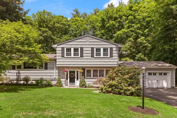 $919,000 | 220 Old Lancaster Road, Sudbury, MA 01776