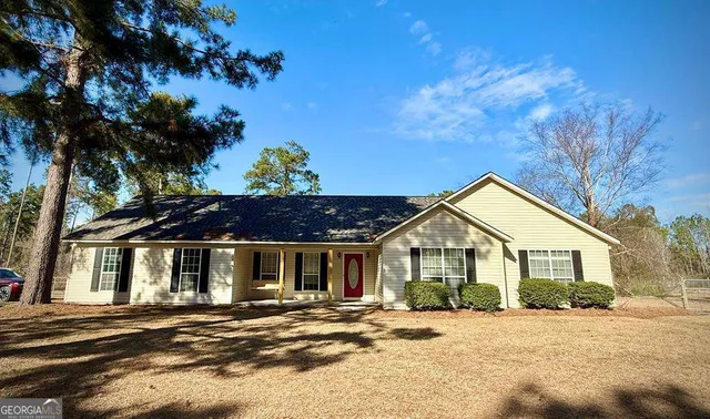 $256,275 | 14 Quail Circle, Hazlehurst, GA 31539