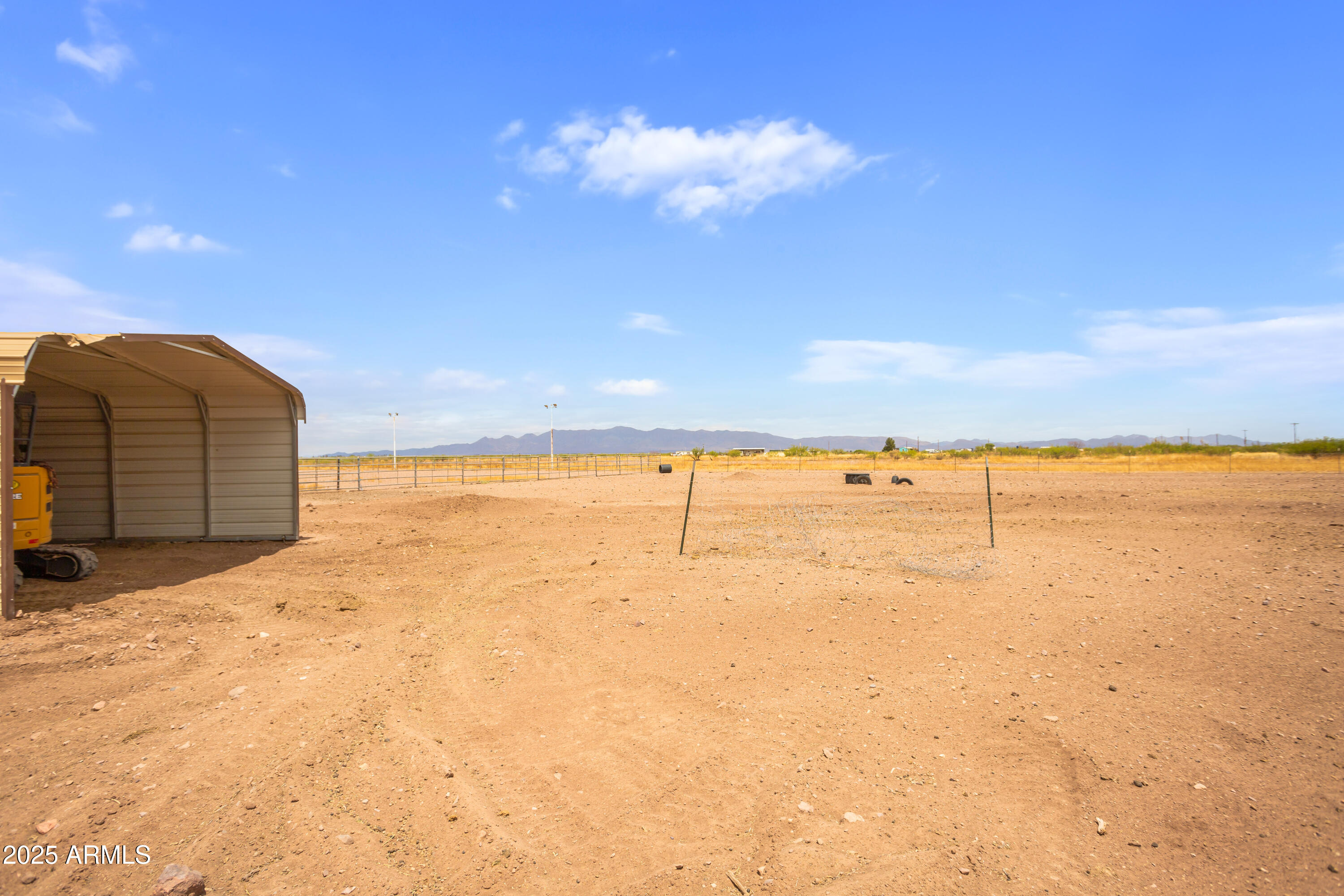 4274 West Lee Road McNeal, AZ 85617 - Photo 34 of 43 a view of beach and ocean