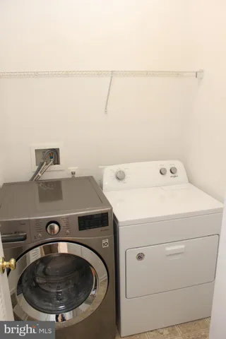 $3,300 | 22257 Waterberry Terrace, Ashburn, VA 20148