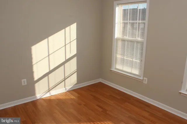 $3,300 | 22257 Waterberry Terrace, Ashburn, VA 20148