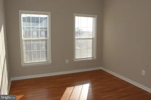 $3,300 | 22257 Waterberry Terrace, Ashburn, VA 20148