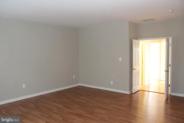 $3,300 | 22257 Waterberry Terrace, Ashburn, VA 20148