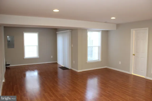 $3,300 | 22257 Waterberry Terrace, Ashburn, VA 20148