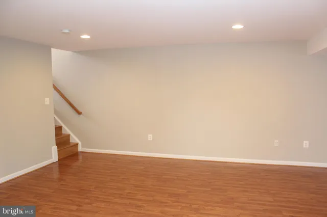 $3,300 | 22257 Waterberry Terrace, Ashburn, VA 20148