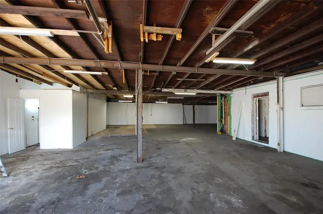 $18 | 1711 Overbrook Avenue, Clearwater, FL 33755