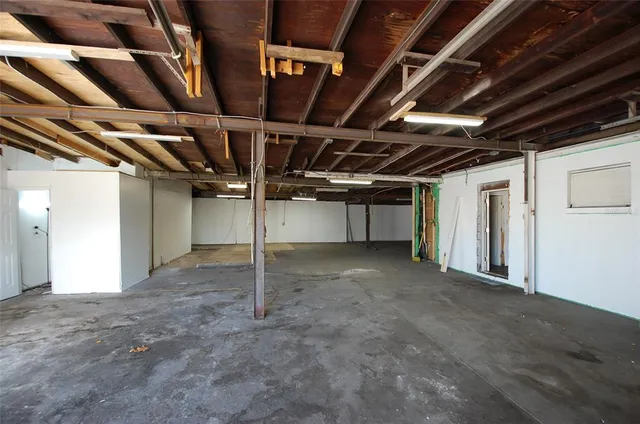 $18 | 1711 Overbrook Avenue, Clearwater, FL 33755