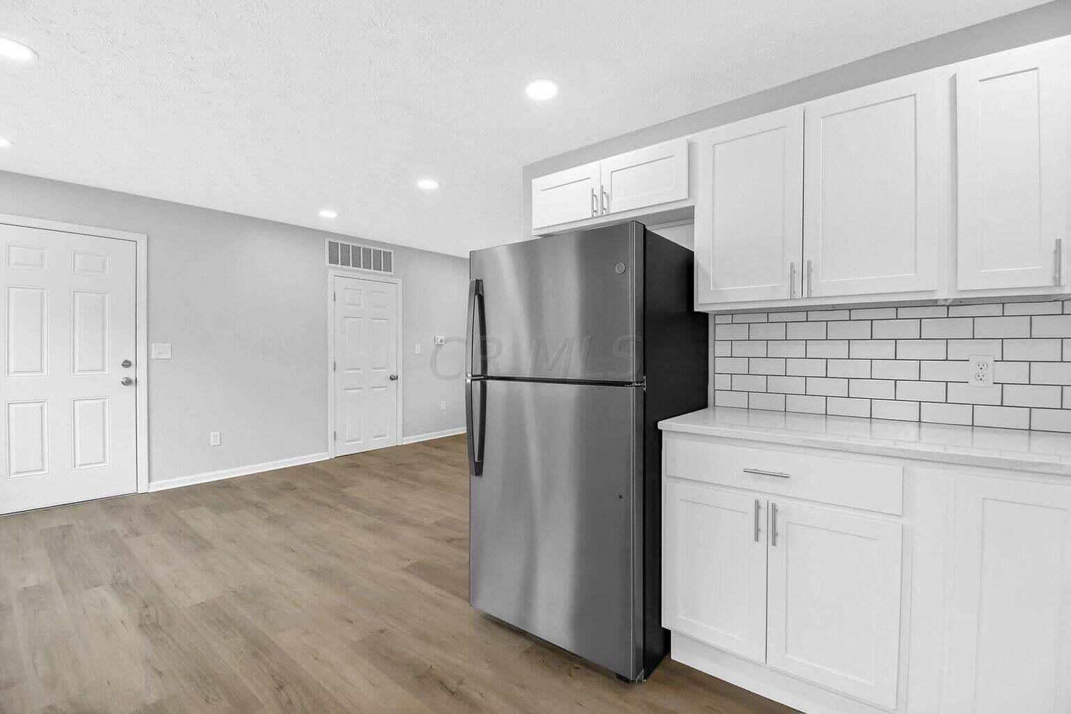 2197 Watkins Road Columbus, OH 43207 - Photo 9 of 21 20221207154653020455000000-o