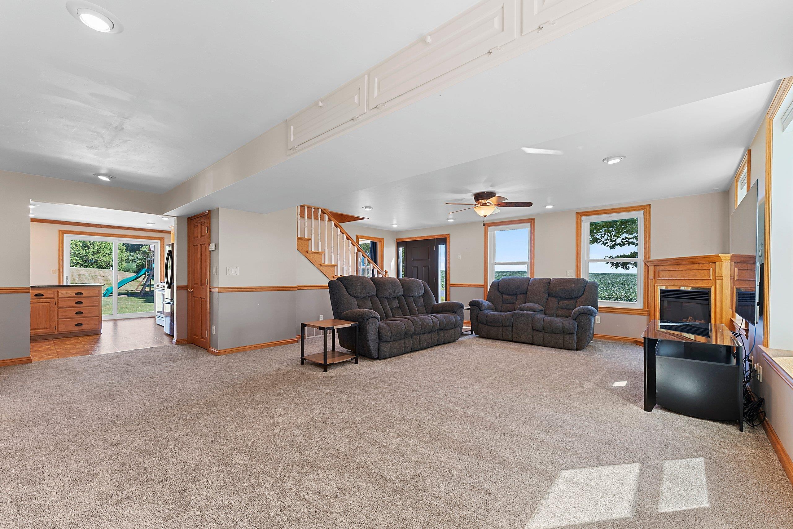 E4510 Lake Road Kewaunee, WI 54216 - Photo 5 of 55 Gallery Image 5