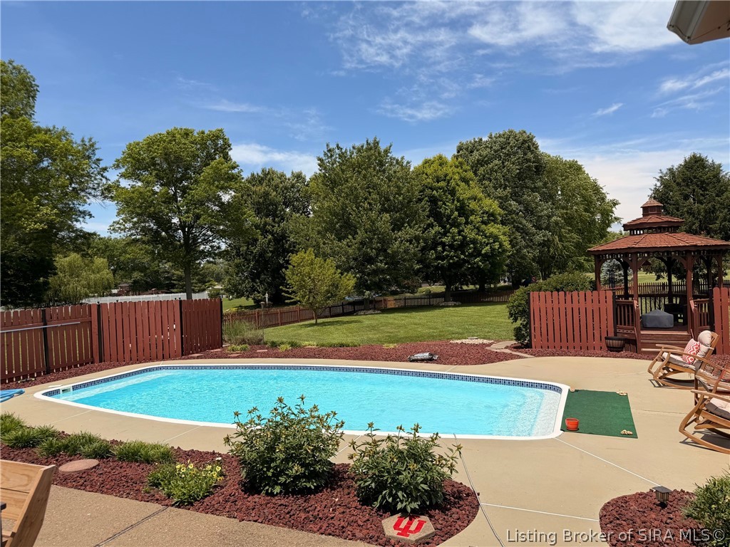 6004 Springcrest Drive Georgetown, IN 47122 - Photo 3 of 50
