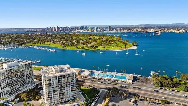 $2,400,000 | 1820 Avenida Del Mundo, Unit 506, Coronado, CA 92118