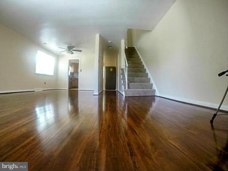 6227 Tramore Road Baltimore, MD 21214 - Photo 7 of 30 Living Room