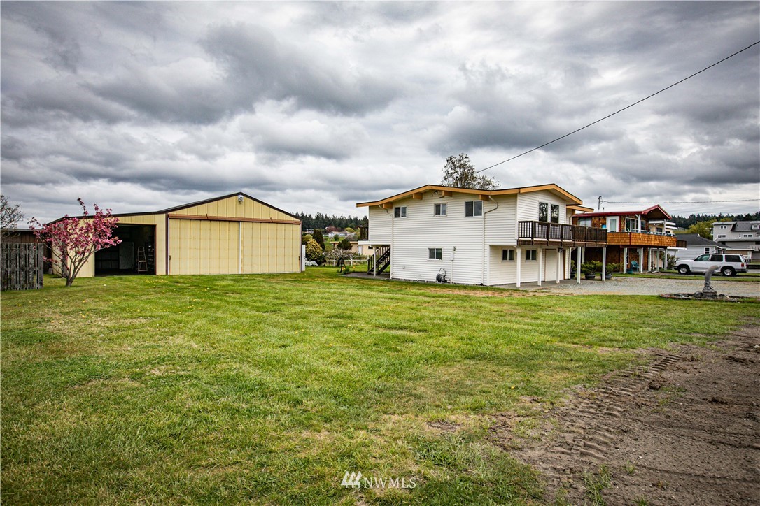 2587 Sunlight Beach Road Clinton, WA 98236 - Photo 17 of 28 Gallery Image 17