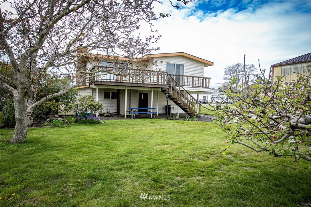 2587 Sunlight Beach Road Clinton, WA 98236 - Photo 18 of 28 Gallery Image 18