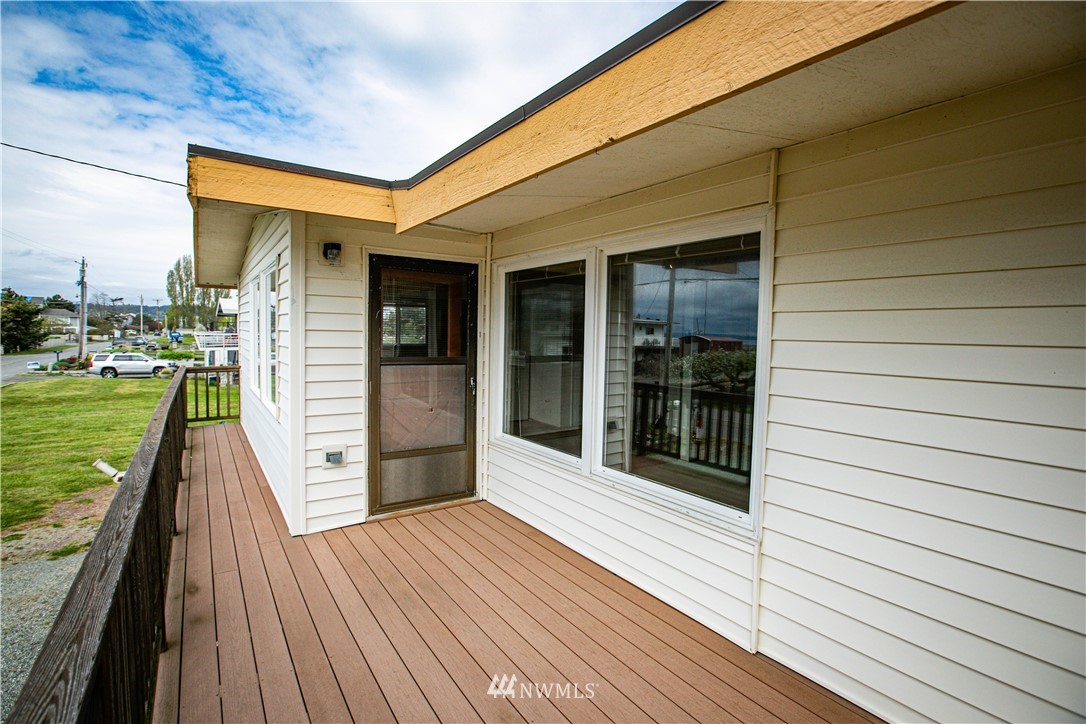 2587 Sunlight Beach Road Clinton, WA 98236 - Photo 23 of 28 Gallery Image 23