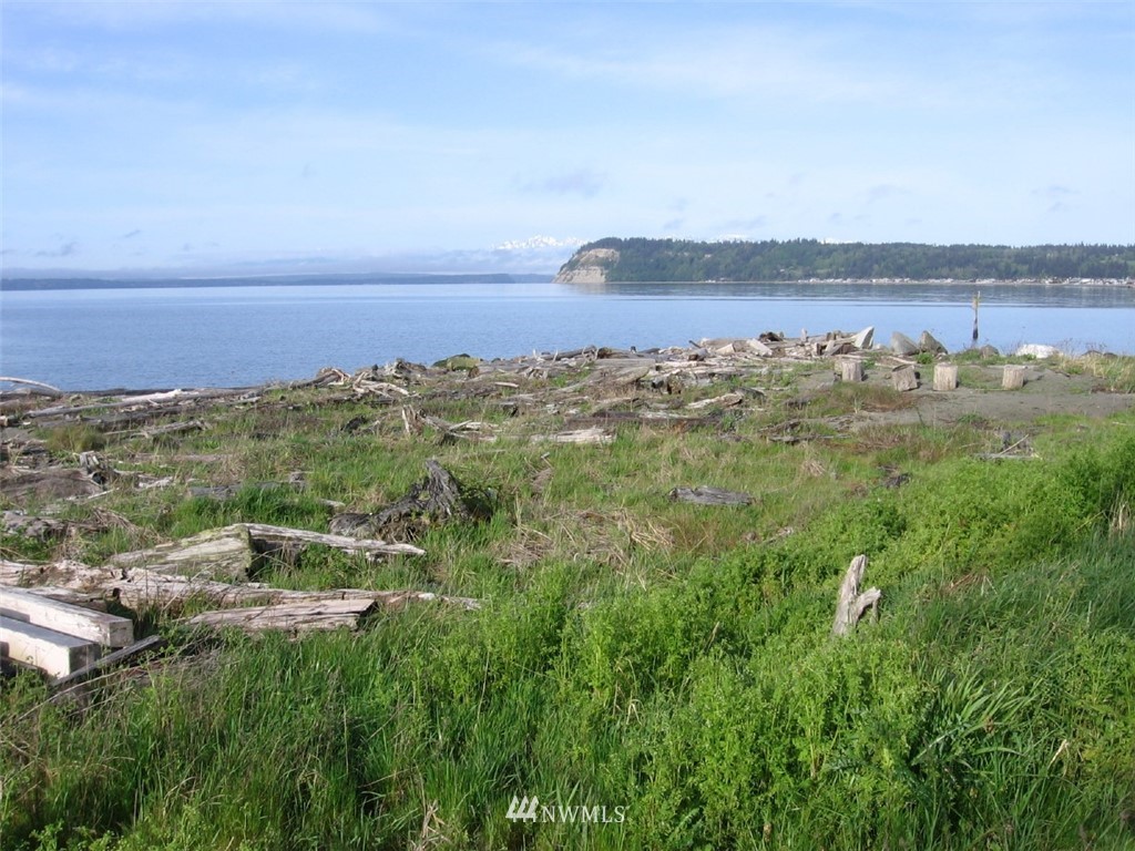 2587 Sunlight Beach Road Clinton, WA 98236 - Photo 27 of 28 Gallery Image 27