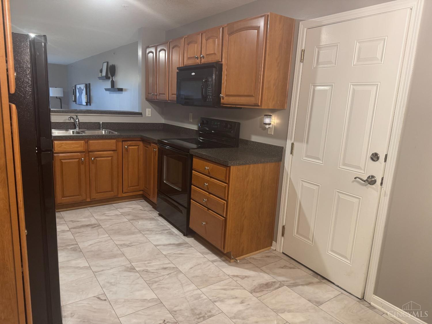 1488 Shadowood Trail Maineville, OH 45039 - Photo 5 of 35