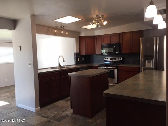 8311 East 3rd Street Tucson, AZ 85710 - Photo 5 of 40