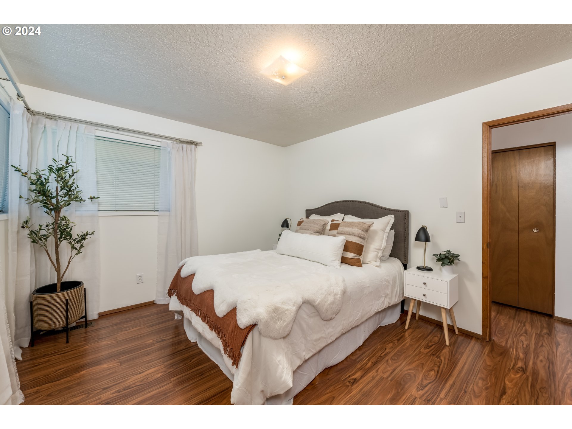 1394 Umpqua Road Woodburn, OR 97071 - Photo 13 of 25 Gallery Image 13