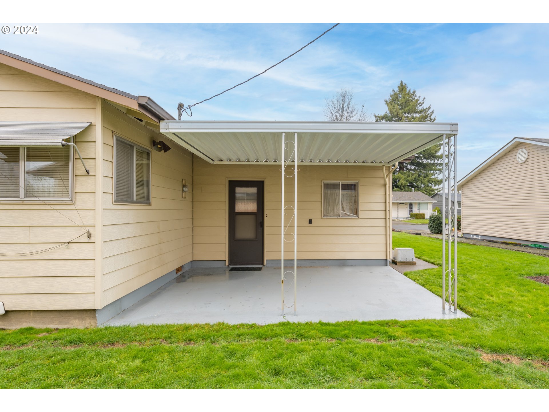 1394 Umpqua Road Woodburn, OR 97071 - Photo 21 of 25 Gallery Image 21