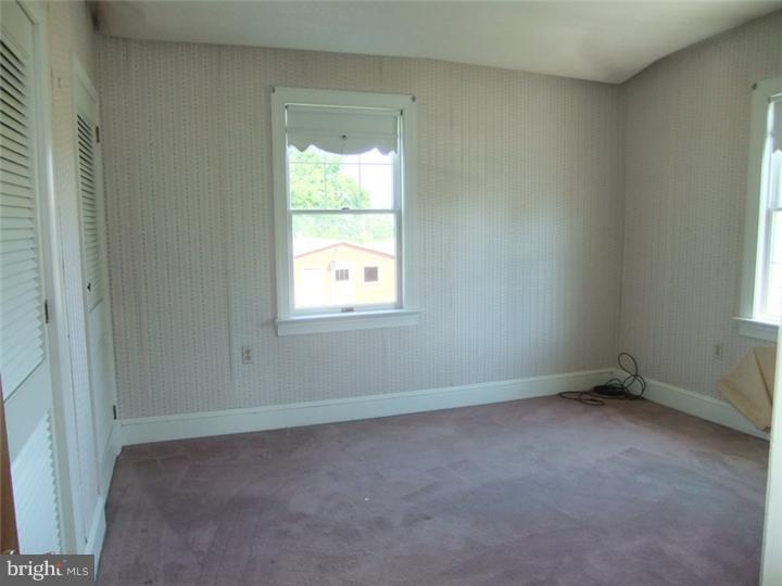 221 Upland Road Brookhaven, PA 19015 - Photo 15 of 22 Gallery Image 15