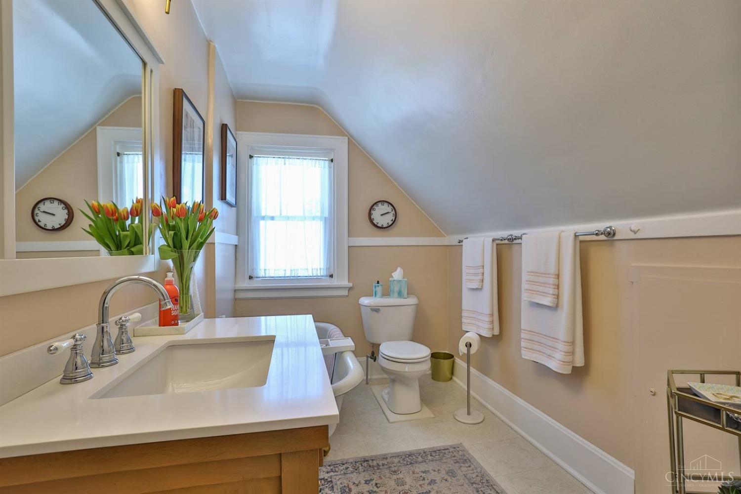 7601 Camargo Road Madeira, OH 45243 - Photo 29 of 43 Gallery Image 29