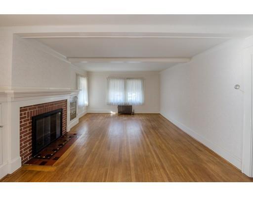 7 Creswell Road Worcester, MA 01602 - Photo 11 of 42 Gallery Image 11