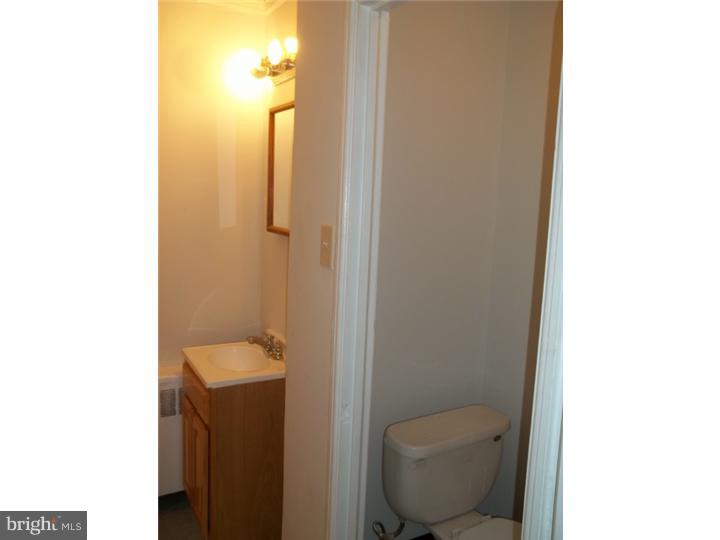 527 Wiltshire Road Upper Darby, PA 19082 - Photo 9 of 9 Bathroom