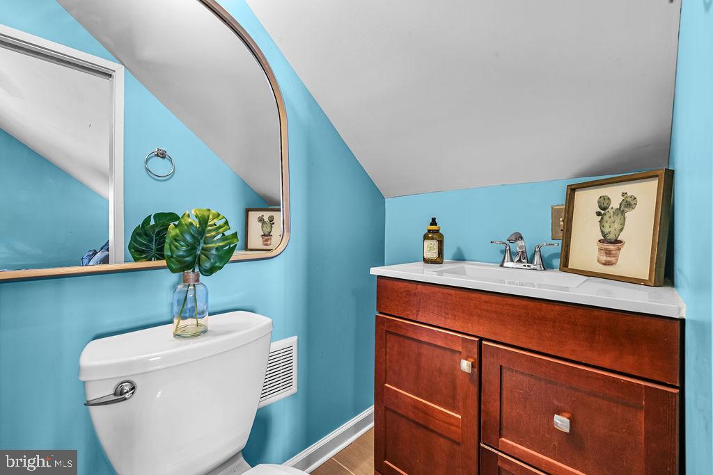 812 Forest Glen Road Silver Spring, MD 20901 - Photo 32 of 55